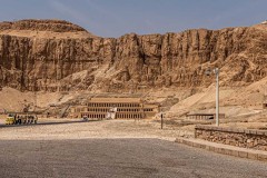 Hatshepsut-12-of-21